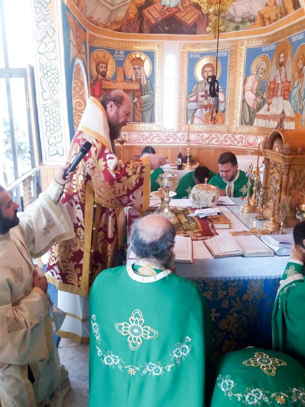 Zile de prăznuire la Mănăstirea Arad-Gai 32504