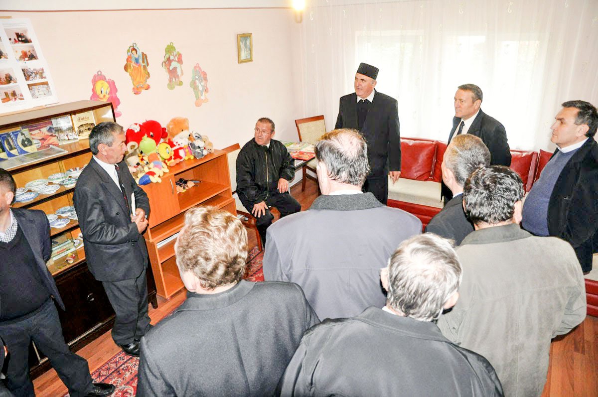 Prin grija Bisericii, ajutor și mângâiere pentru copii 32440