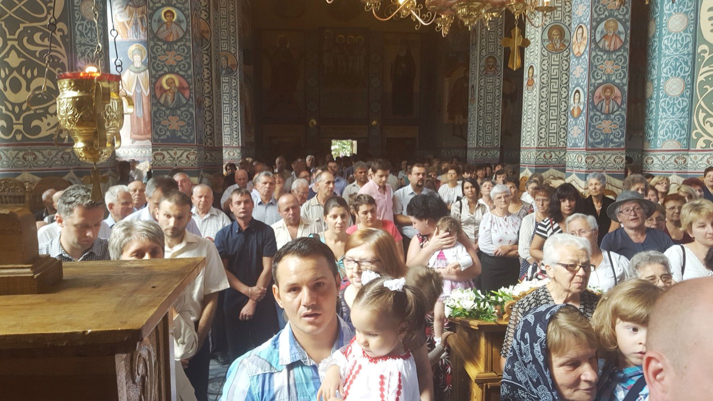 Sărbătoarea parohiei clujene „Naşterea Domnului” 32462