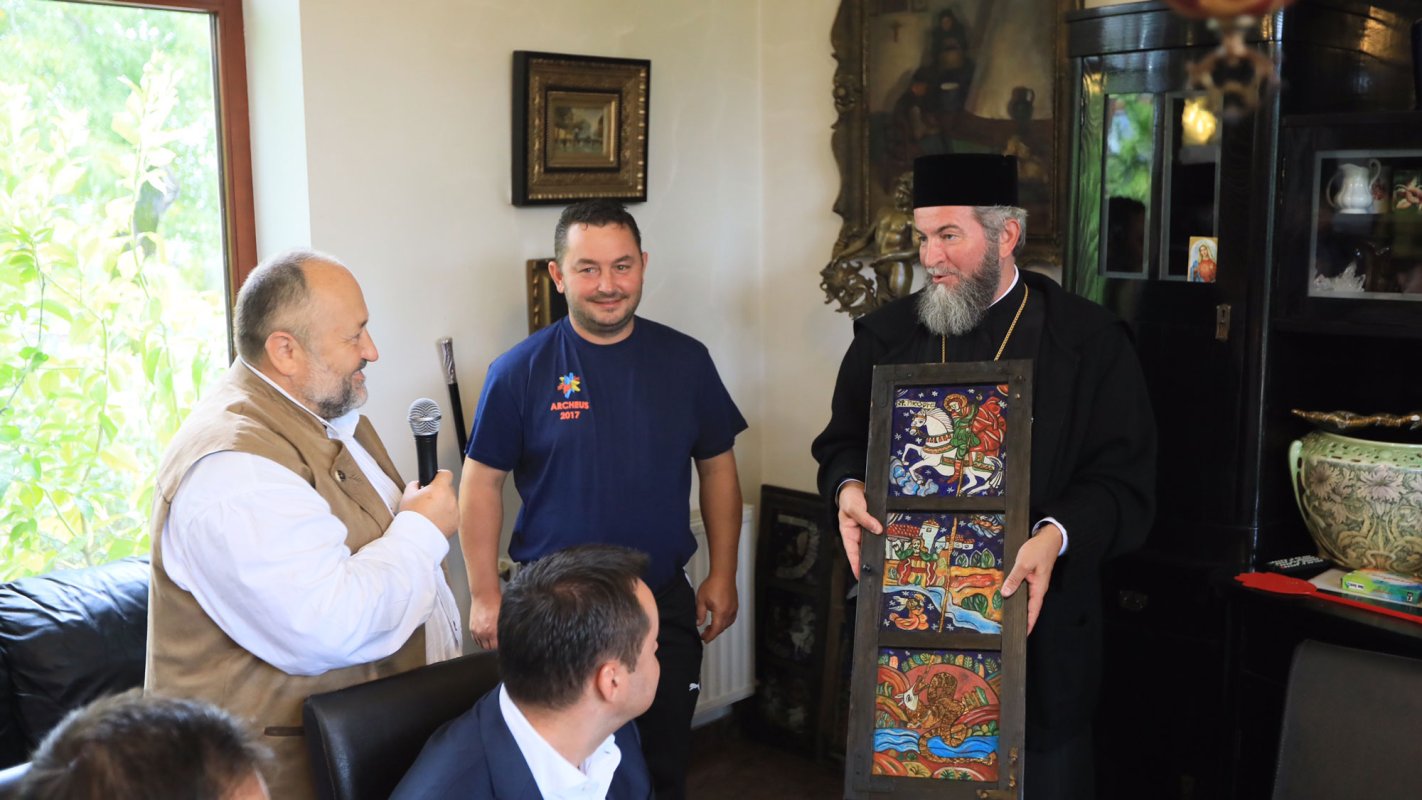 Tabără de creaţie în satul Ocoliş, Maramureş 32457