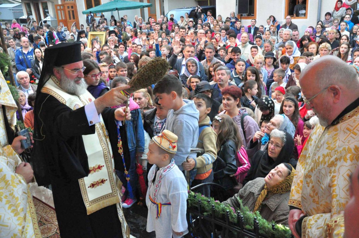 „Lăsaţi copiii să vină la Mine şi nu-i opriţi!“, în Protopopiatul Buhuşi 32383