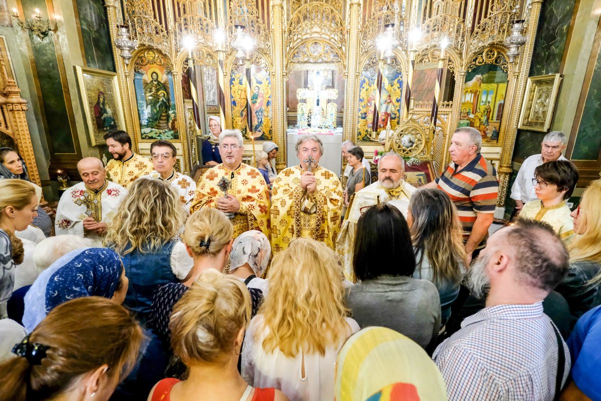 Maica Domnului, prăznuită cu evlavie în Capitală 32339