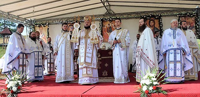 Hramuri în cinstea Maicii Domnului și a Sfinților Părinți Ioachim și Ana 32297