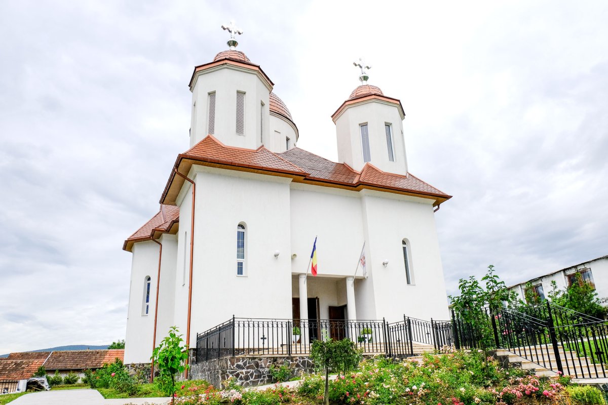 Slujire responsabilă la cea mai tânără parohie din Zalău 32263