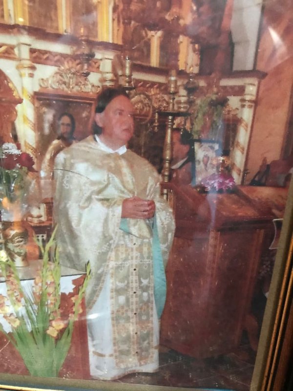 Un slujitor evlavios şi distins păstor duhovnicesc 32230