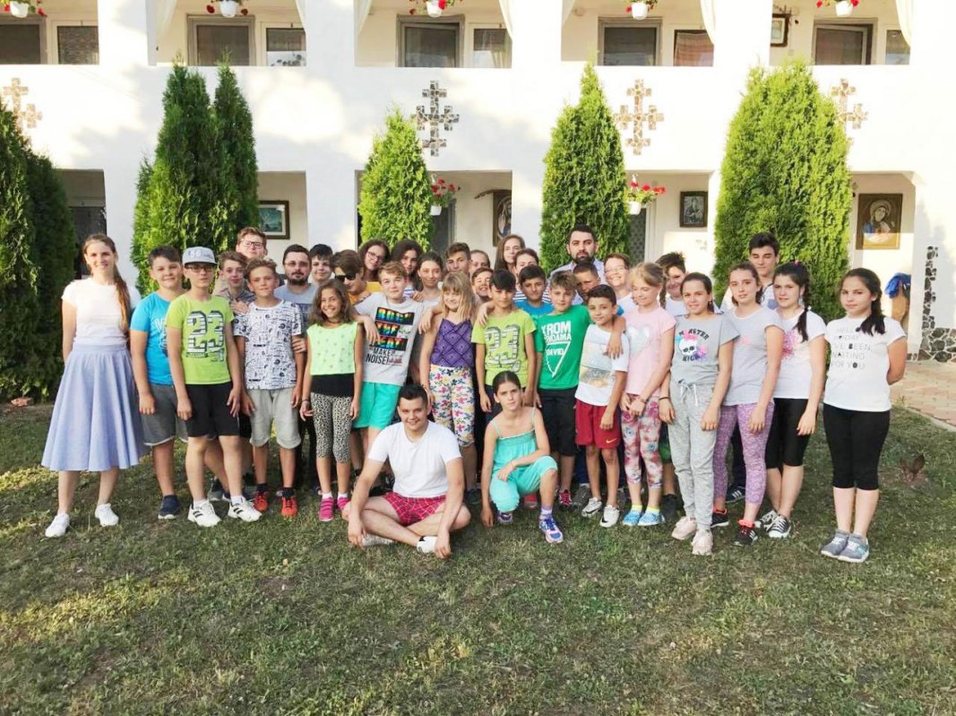 Tabere la final, la Centrul de Tineret Sărmaşu, Luduş 32073