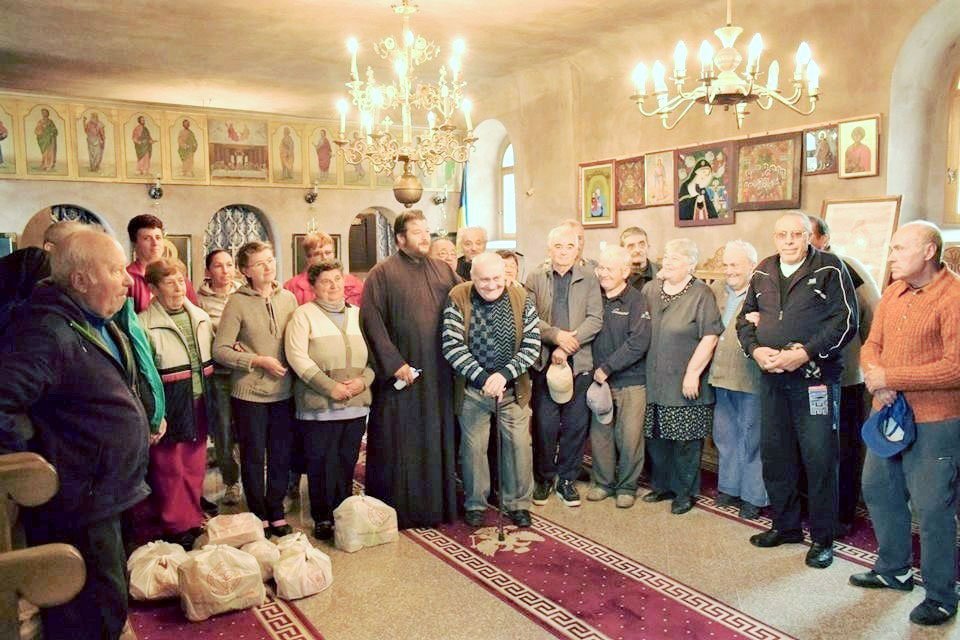 Daruri pentru persoanele nevoiașe din Parohia Augustin, judeţul Brașov 32070