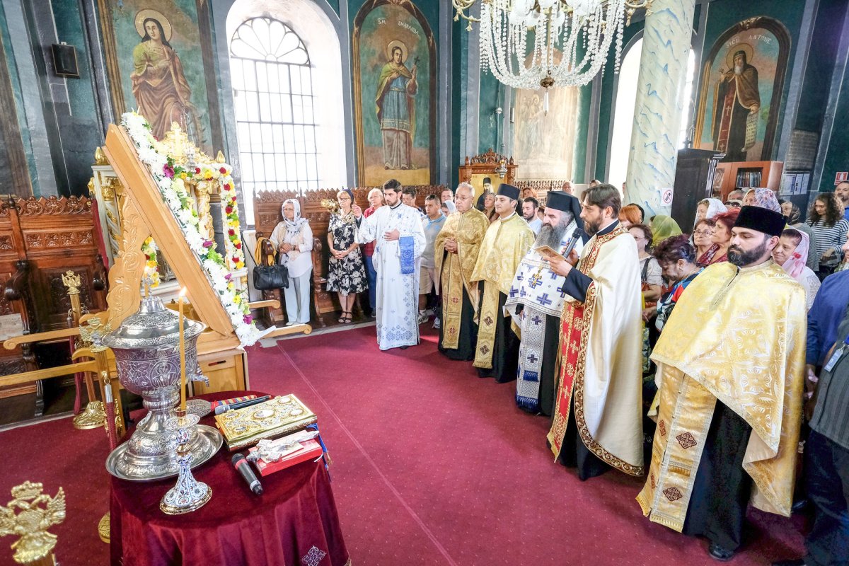 Hramul Bisericii „Sfântul Vasile” - Victoria 32100