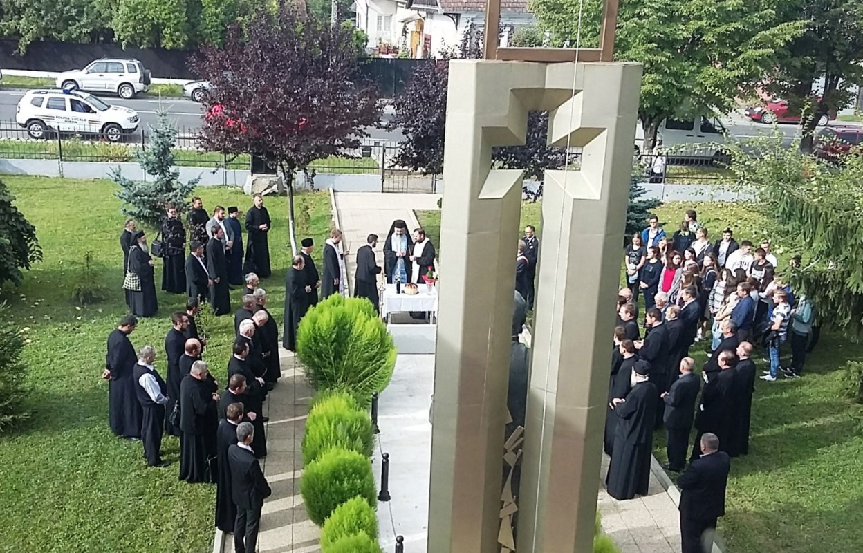 Protopopul martir Aurel Munteanu, comemorat la Huedin 32061