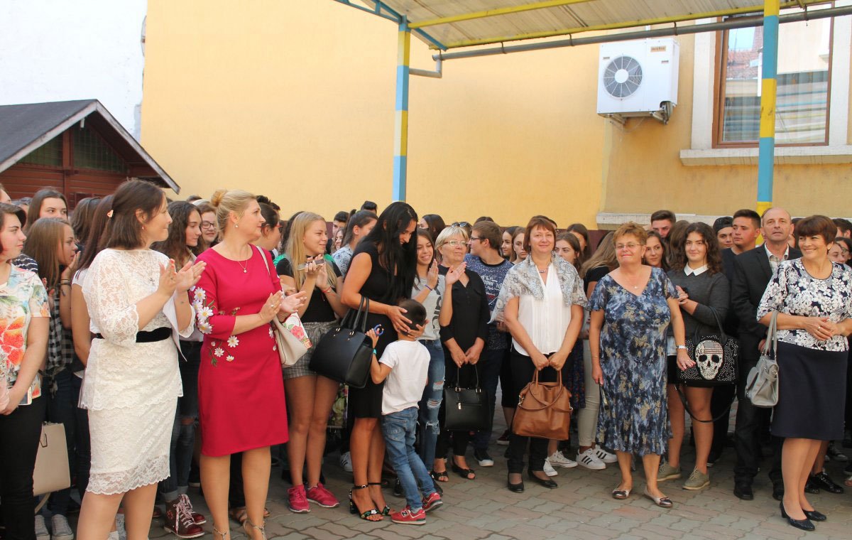 PS Părinte Emilian Crişanul la deschiderea anului şcolar la Colegiul Economic din Arad 32090