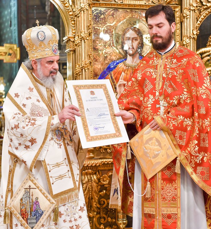 Semnul iubirii lui Hristos ne cheamă la viață veșnică 32011