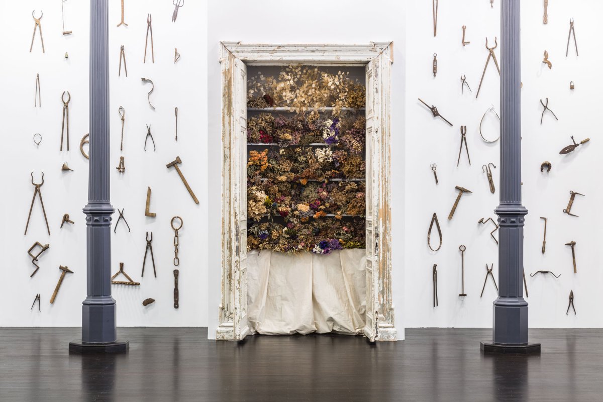 Ștefan Câlția și Obiectele sale grăitoare 32035