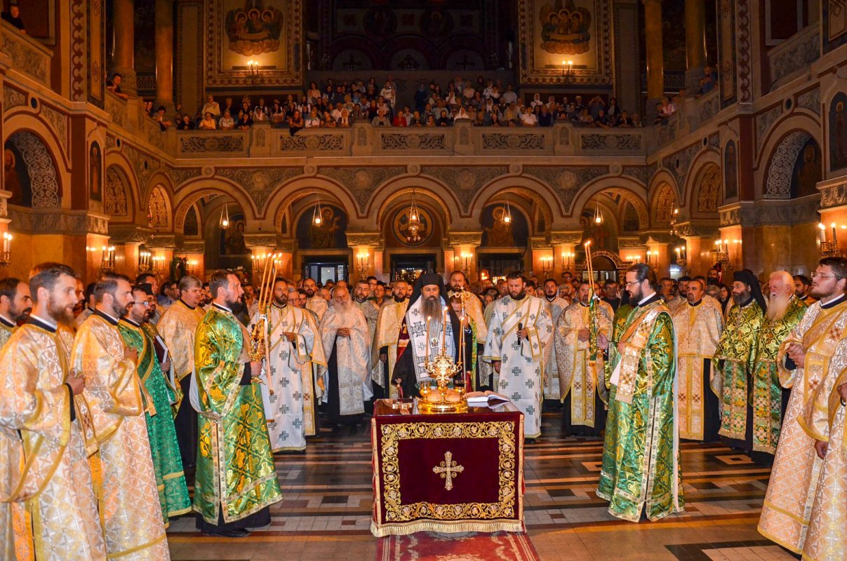 Procesiune cu moaștele Sfântului Ierarh Iosif cel Nou 31872
