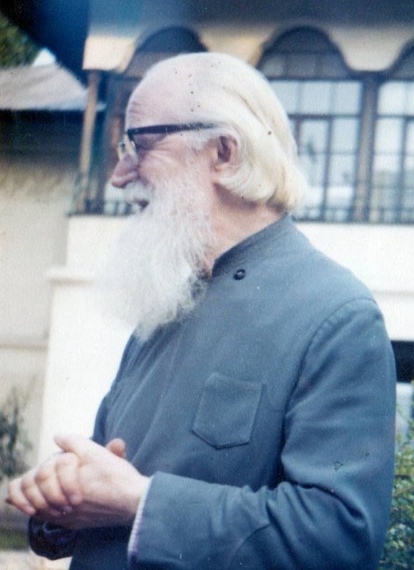  Părintele Sofian - înțeleptul din inima cetății 31850