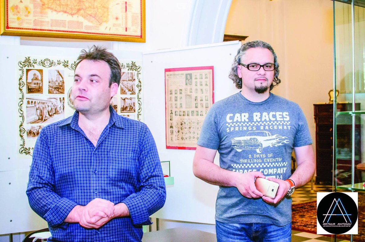 „În afara crezului suntem frunze bătute de vânt”  31929