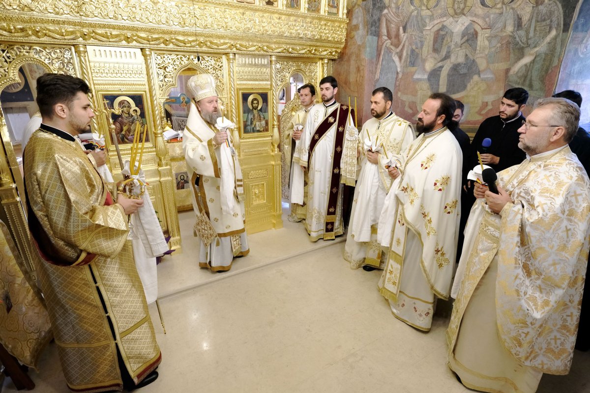 Biserica „Sfânta Sofia”-Floreasca a fost târnosită 31807