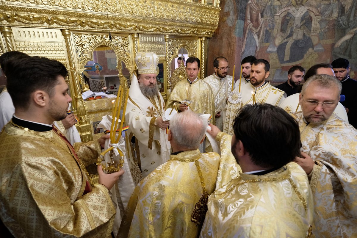 Biserica „Sfânta Sofia”-Floreasca a fost târnosită 31808