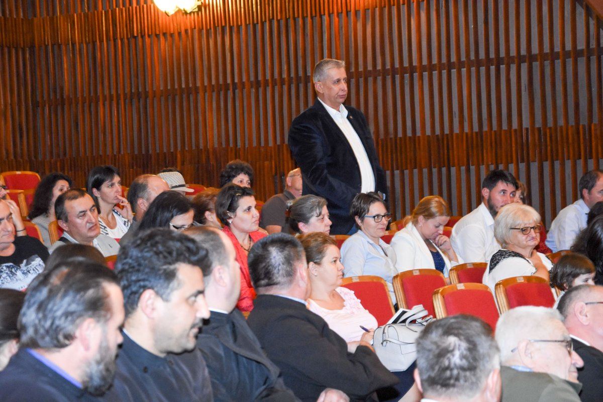 Conferința „Referendumul - între Adevăr și Dezinformare” la Reșița 31799