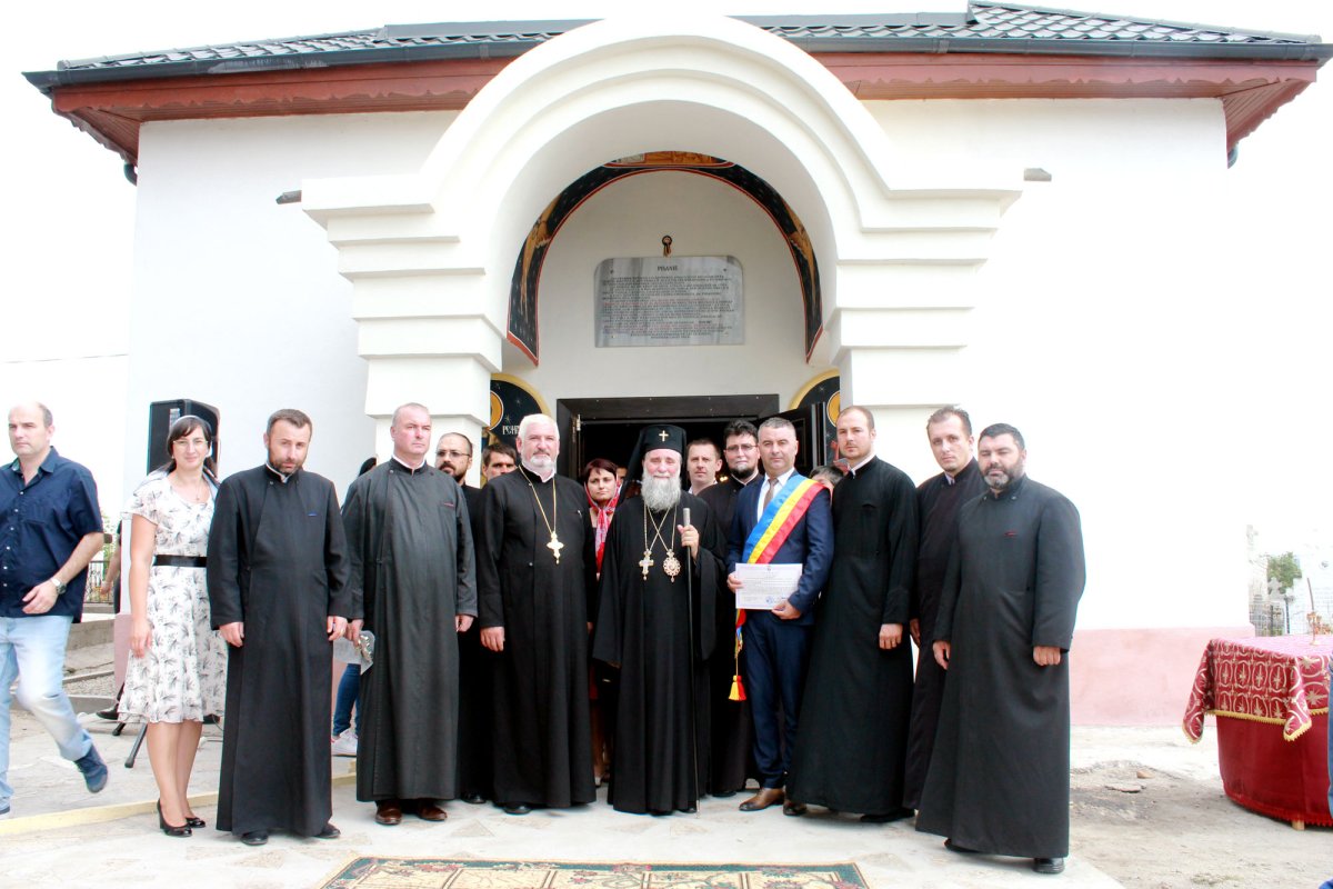 Bucurii sfinte la Valea Stanciului şi Rusăneşti 31734