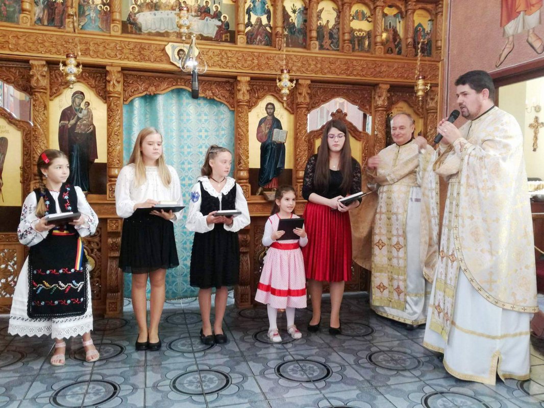 Concert de pricesne în parohia clujeană „Naşterea Domnului” 31679