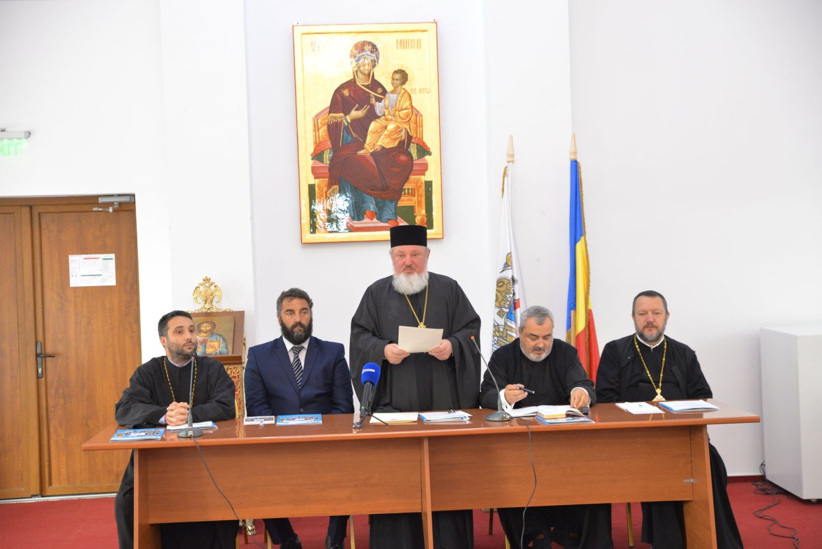 Congres aniversar „Hristos împărtăşit copiilor” 31696