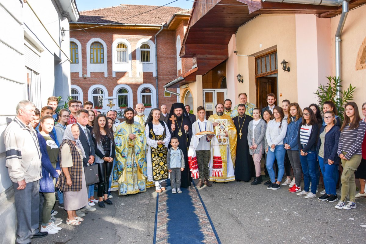 Hramul Bisericii „Sfântul Iosif cel Nou de la Partoș” din Reșița 31694