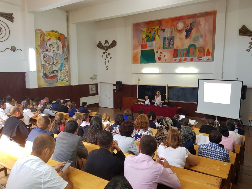 Profesorii de religie gorjeni, în şedinţă de lucru 31684