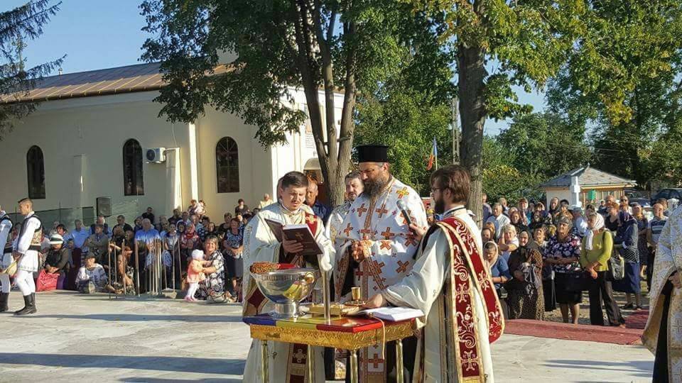 Un nou centru cultural-filantropic în Protopopiatul Roman 31662