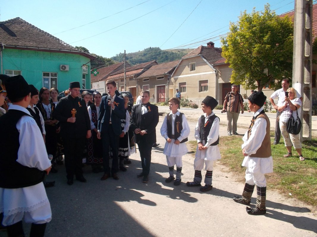 Cinstirea luptătorilor anticomuniști la Teregova 31619