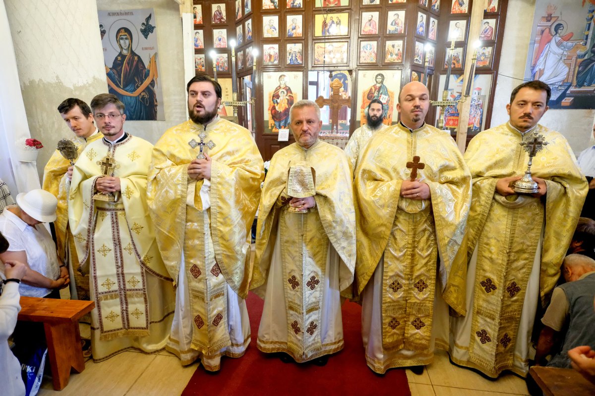 Sărbătoarea Parohiei Iancu Vechi-Mătăsari 31643