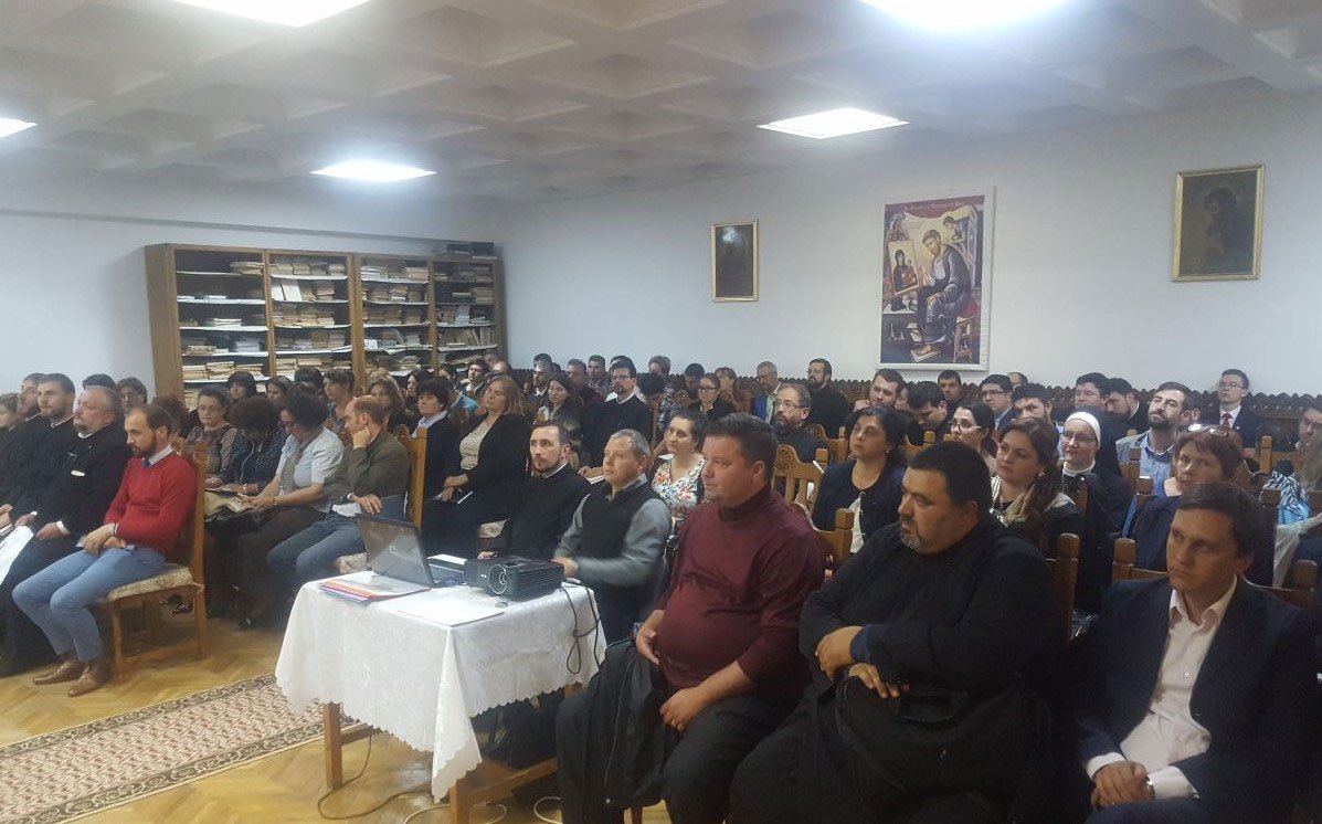 „Aveţi misiunea de a forma şi crea mlădiţe sănătoase în sânul Bisericii” 31371