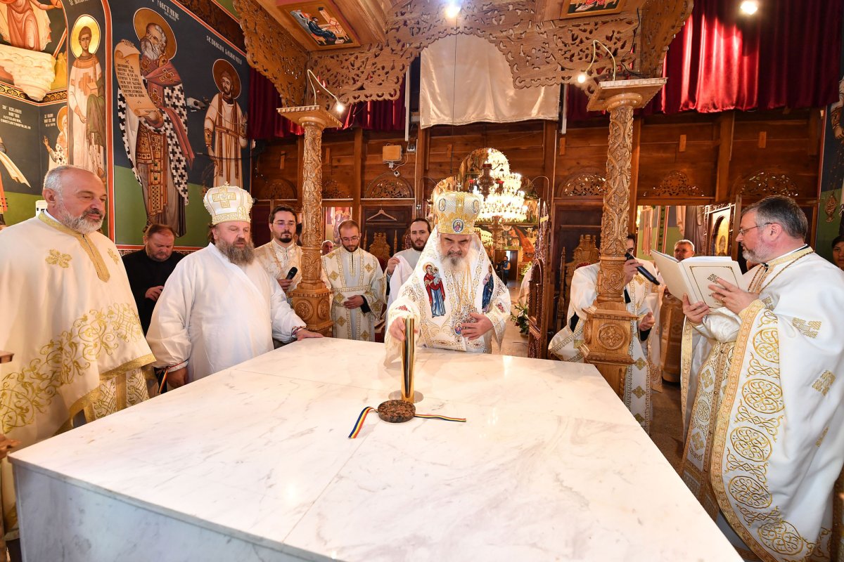 O nouă poartă a cerului a fost sfinţită în Bucureşti 31401