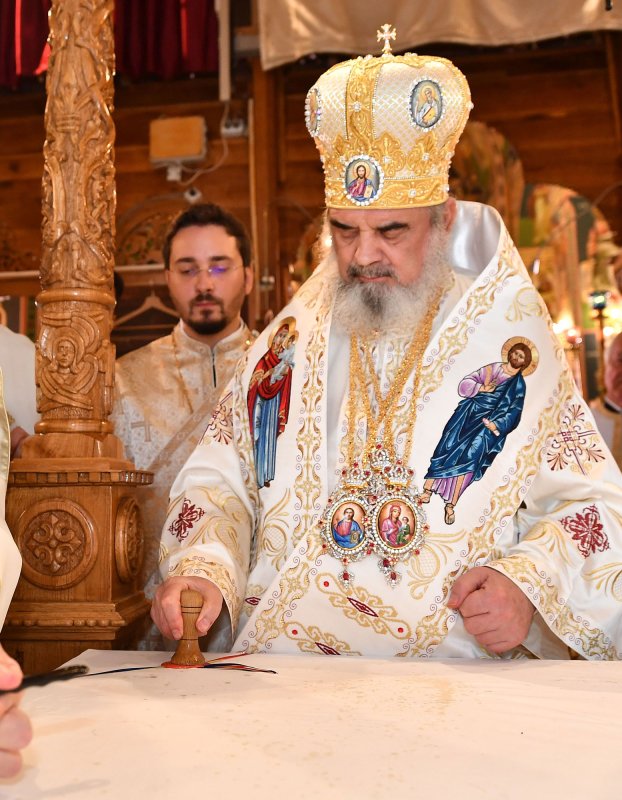 O nouă poartă a cerului a fost sfinţită în Bucureşti 31402