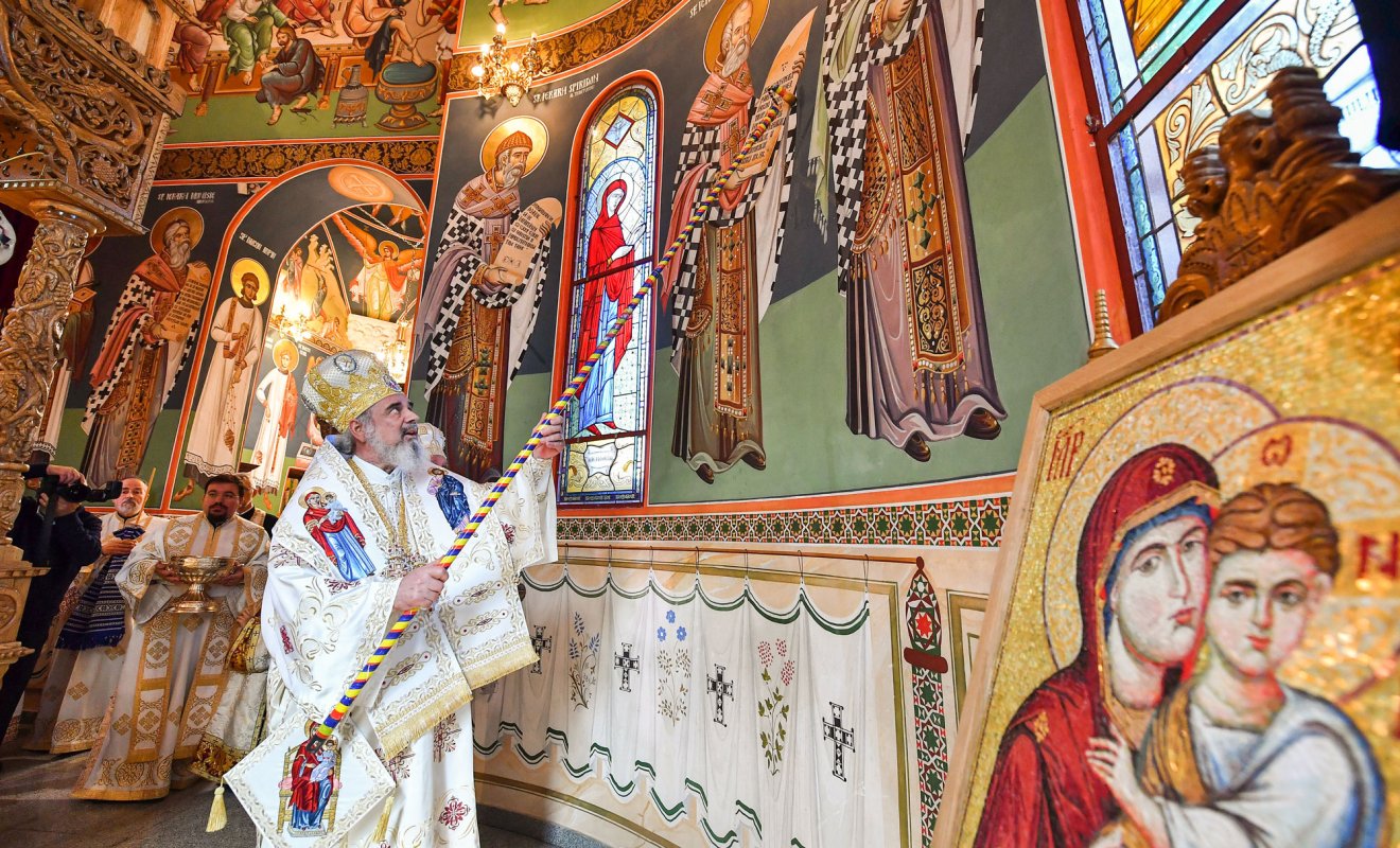 O nouă poartă a cerului a fost sfinţită în Bucureşti 31404