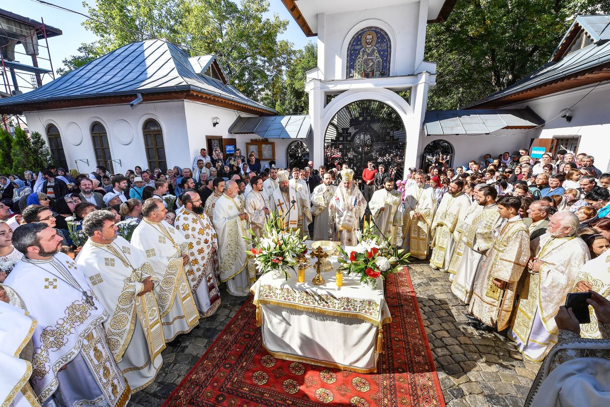 O nouă poartă a cerului a fost sfinţită în Bucureşti 31407