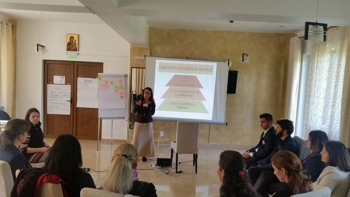 Pregătire profesională pentru personalul asociaţiei de la Hârja 31374