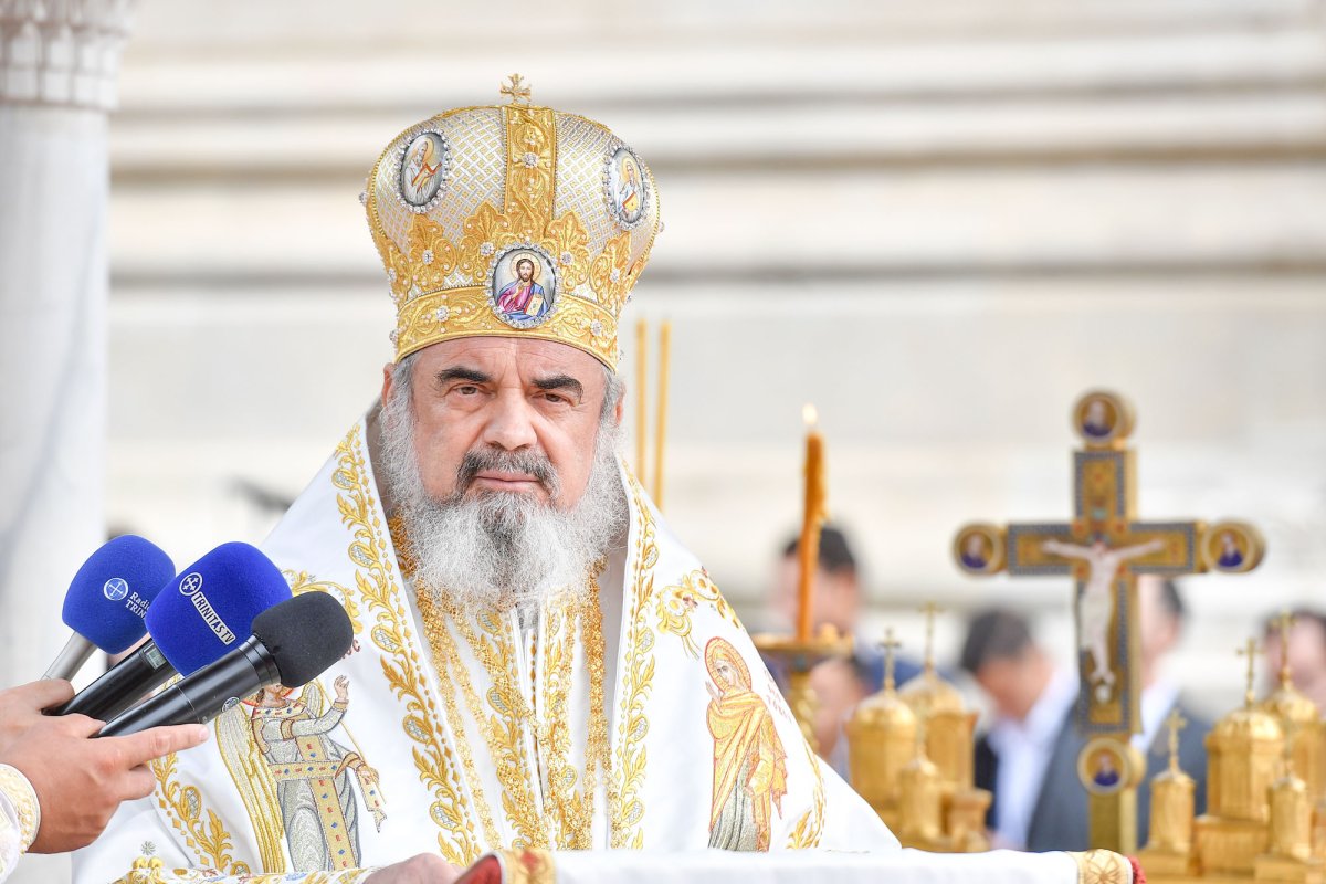 O făclie de Înviere peste veacuri - Catedrala de la Curtea de Argeş 31273