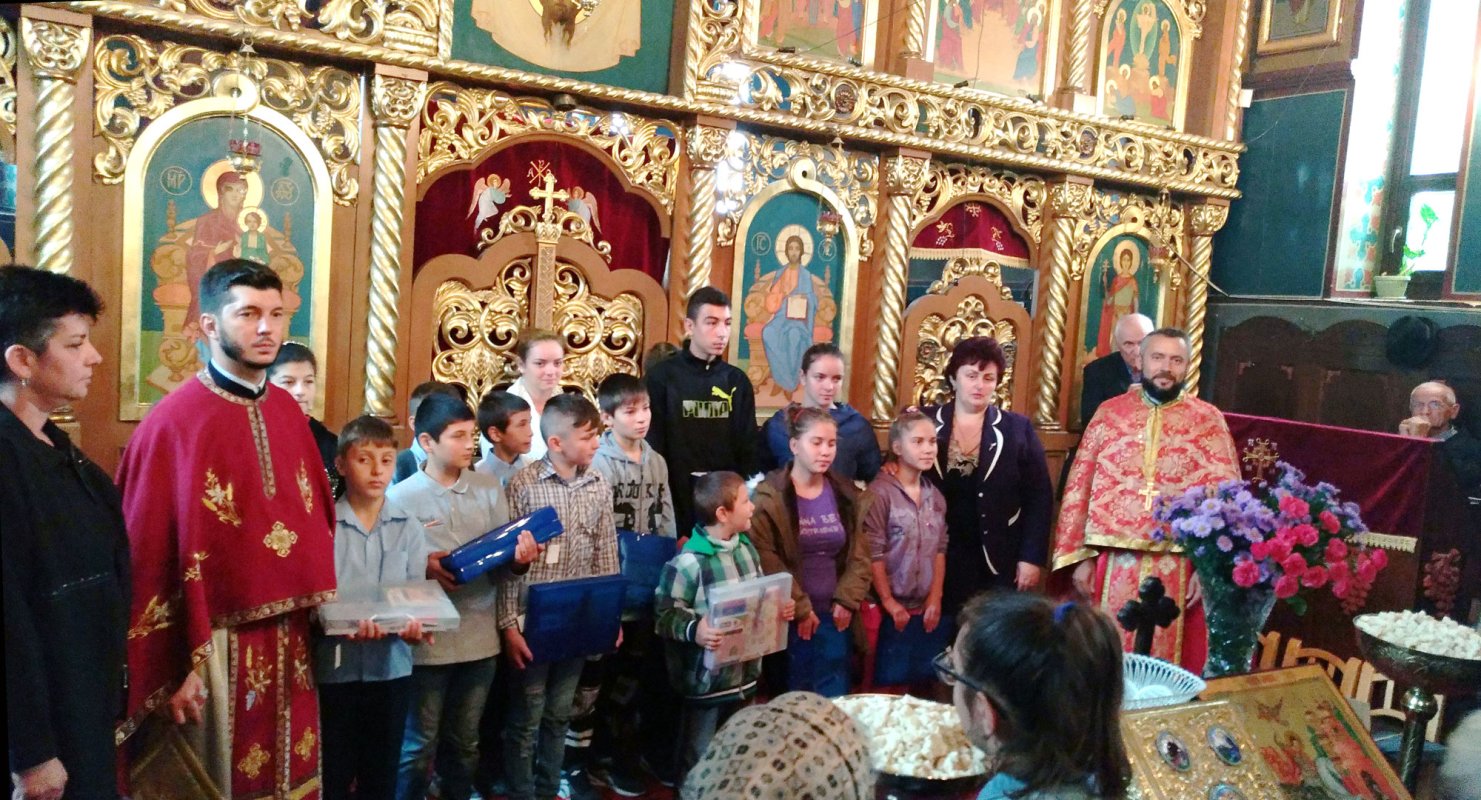 Ajutor pentru 40 de elevi în Parohia Ghiroda Veche 31200