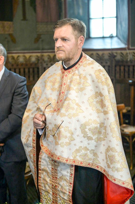 Părintele Marian Marinescu a plecat la Domnul 31193