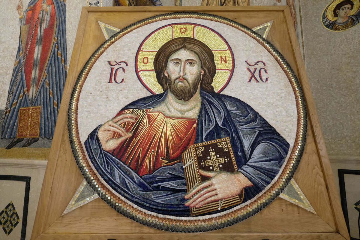 Distincții în semn de prețuire și recunoștință 31138