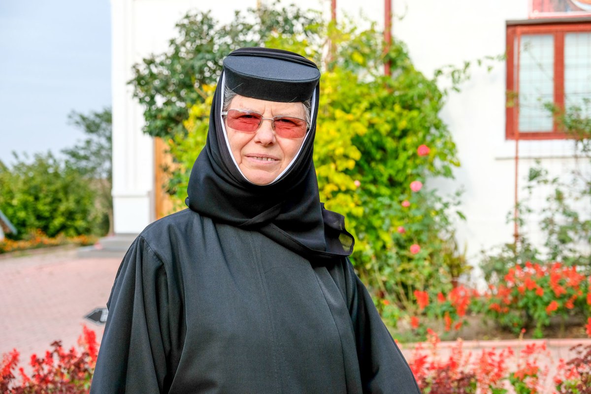 Frumos și taină în Paraclisul „Sfinții Ciprian și Iustina” 31154