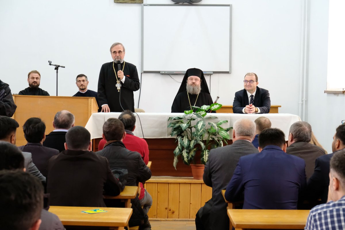 Au început cursurile la Facultatea „Justinian Patriarhul“ 30911