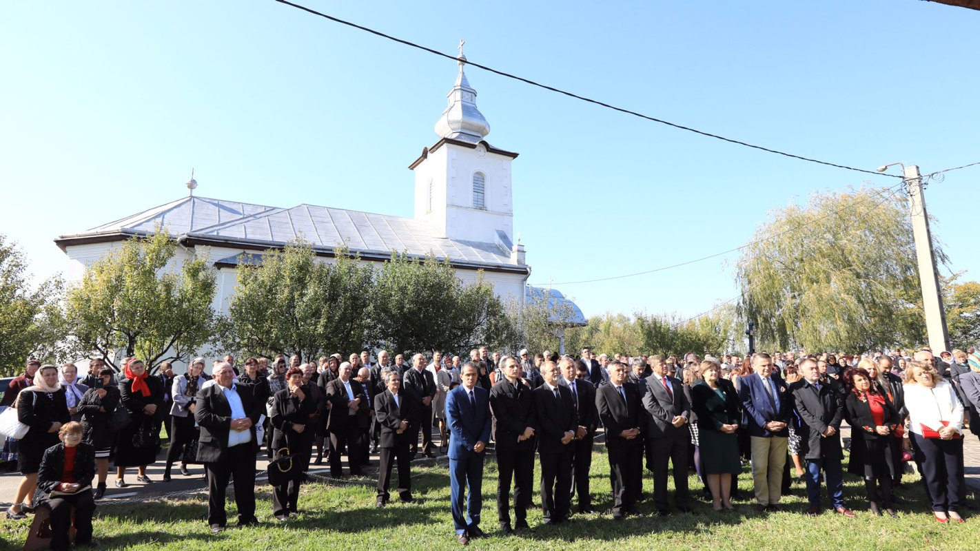 Târnosiri şi hramuri în Duminica a 19-a după Rusalii 30948