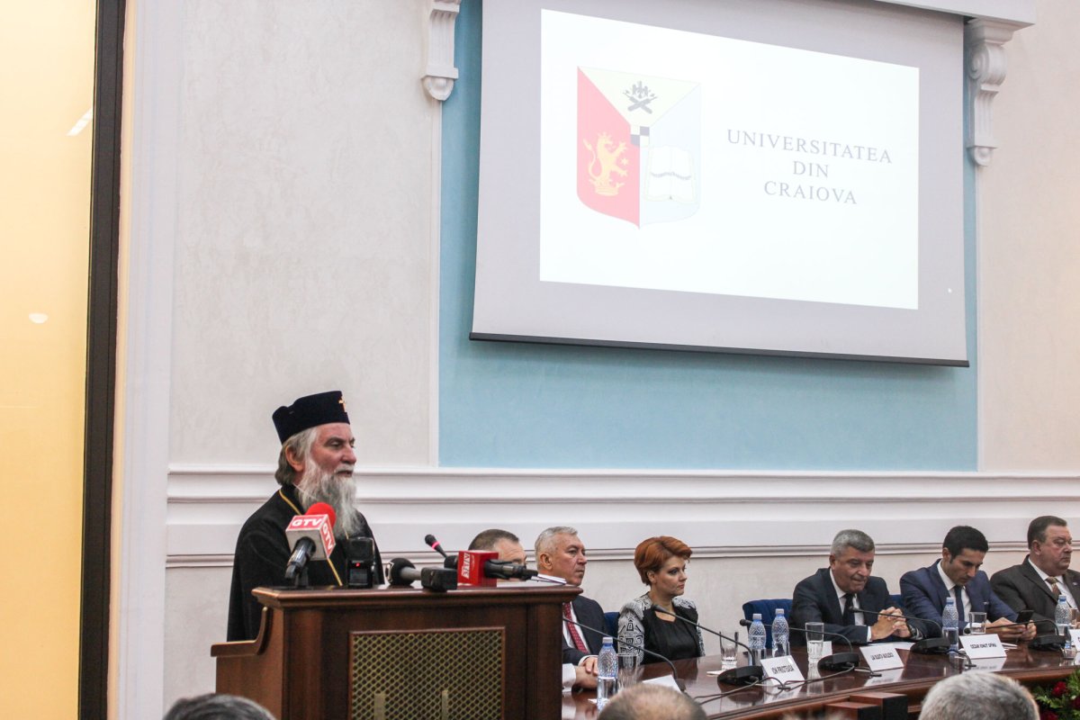 Binecuvântări arhiereşti la Universitatea din Craiova 30865