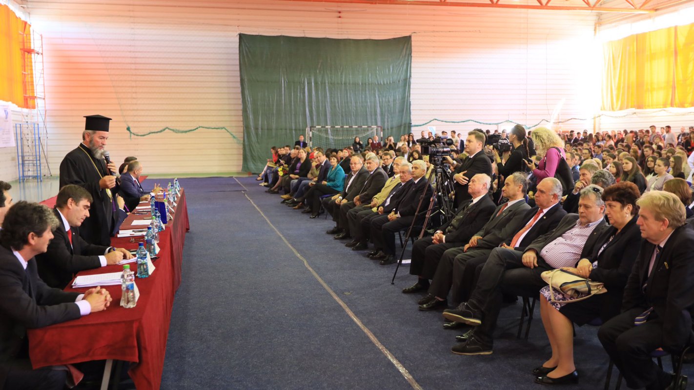 Binecuvântări şi festivităţi la începerea noului an universitar 30850