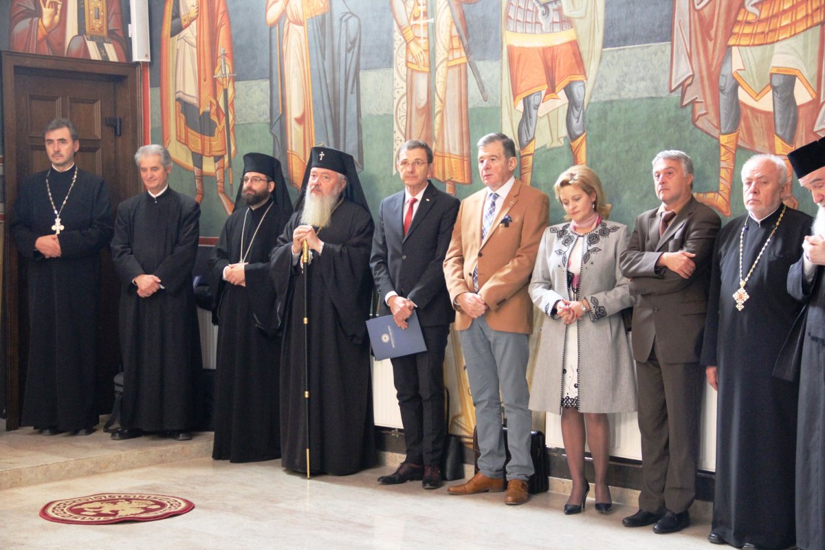 Binecuvântări şi festivităţi la începerea noului an universitar 30852