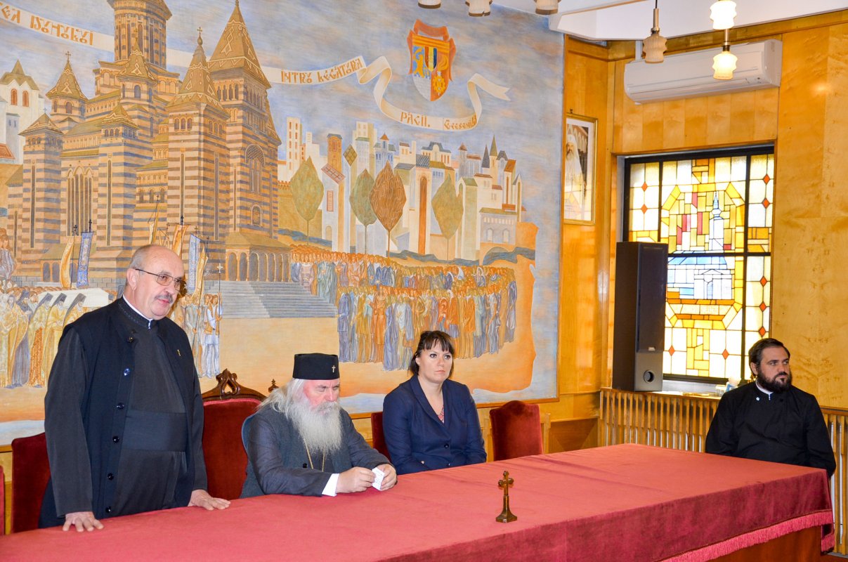 Deschiderea anului universitar pentru teologii din Timișoara și Arad 30875