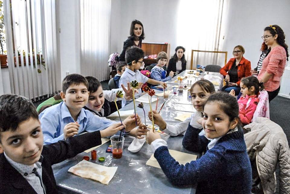 Ateliere de muzică și creație tradițională la Centrul social „Best Life” 30804