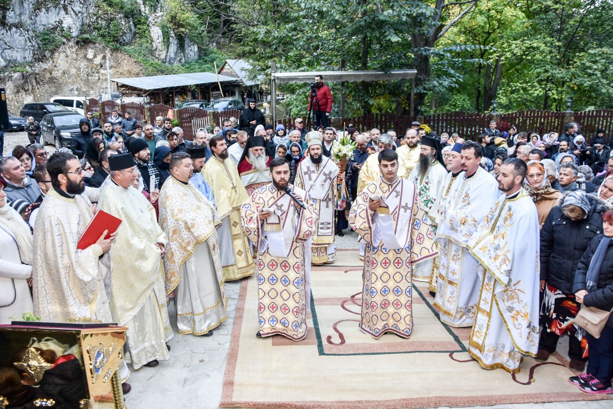 Bucurie duhovnicească în Episcopia Caransebeșului 30829