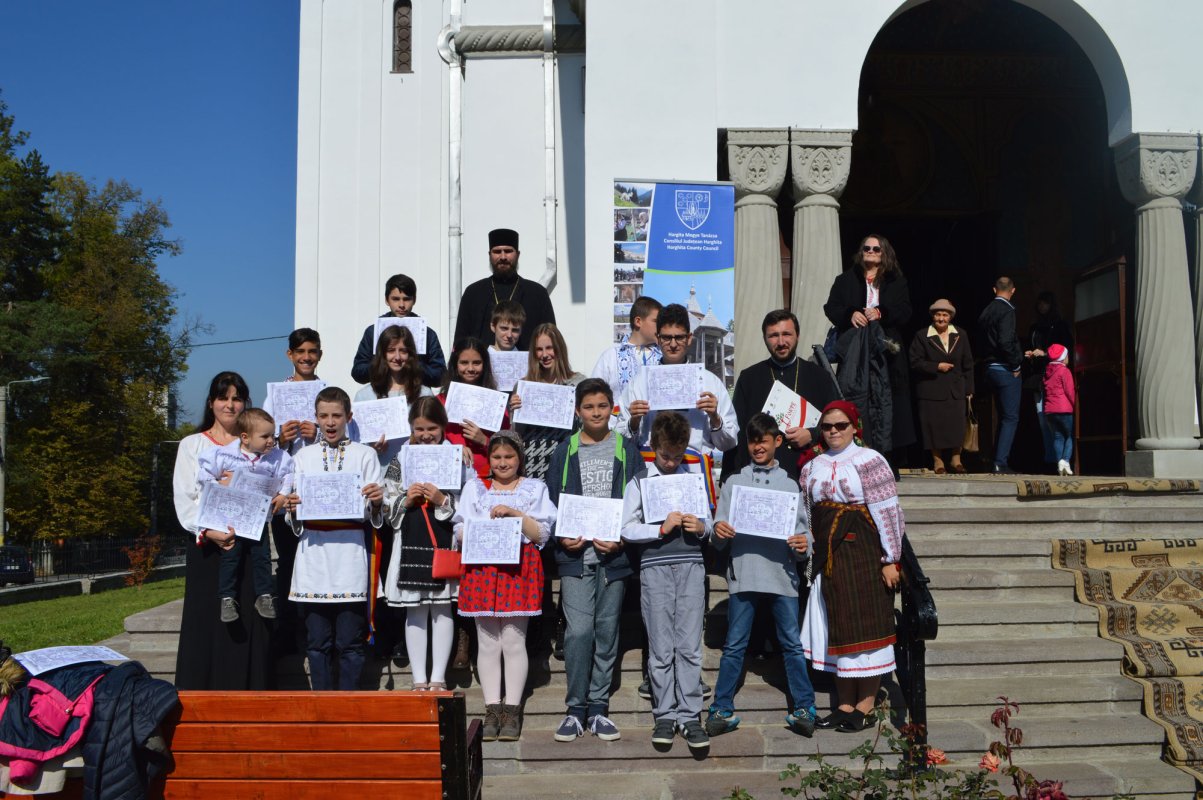 Tineri pelerini în judeţul Covasna 30800